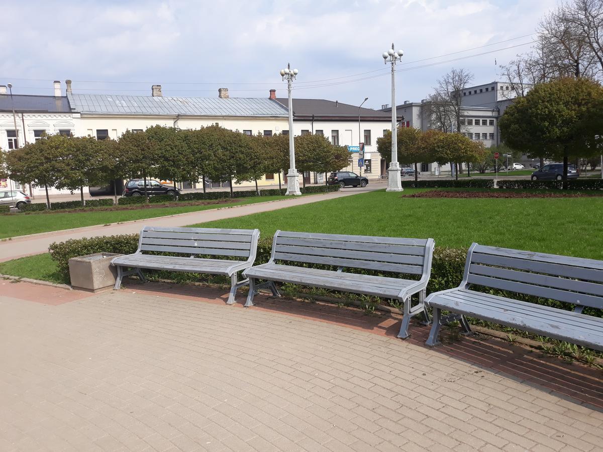 Town Center Studio Apartment Даугавпилс Екстериор снимка